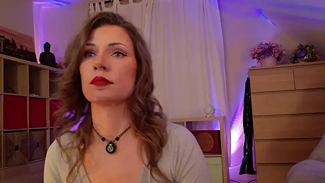 ilucyme online show from March 7, 5:28 pm