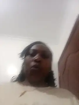 Snapshot of melaninebony1 chatting on May 8, 9:09 pm melaninebony1 online show from May 8, 9:09 pm