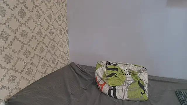 Chantal taylor  online show from February 18, 6:15 pm