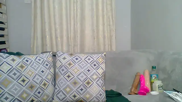 Petite 254 online show from December 20, 12:18 am