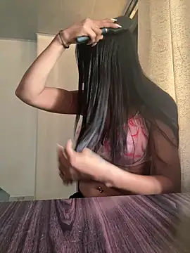 Sweets Hanna online show from April 4, 1:30 pm