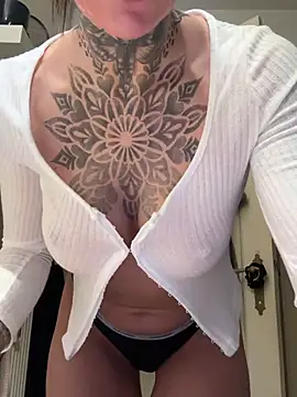 ElenaHaze online show from February 1, 8:18 am