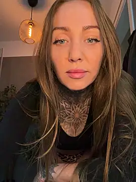 ElenaHaze online show from June 11, 8:56 am