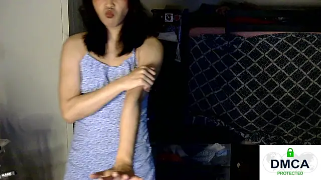 Snapshot of tashakaixxx chatting on February 17, 6:37 pm tashakaixxx online show from February 17, 6:37 pm