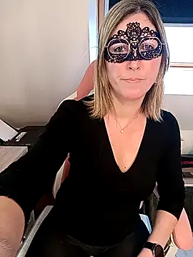 Rose Libertine online show from April 3, 7:17 am