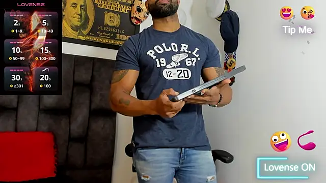 MattRodriguez9 online show from February 15, 9:22 pm