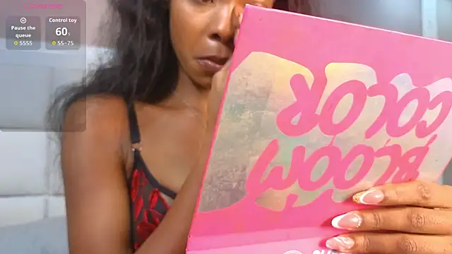 adaraSmiith online show from November 7, 11:43 am