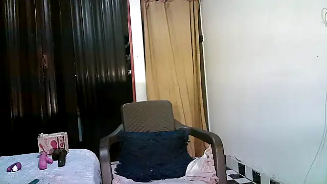 kimmiemm online show from November 29, 1:52 am