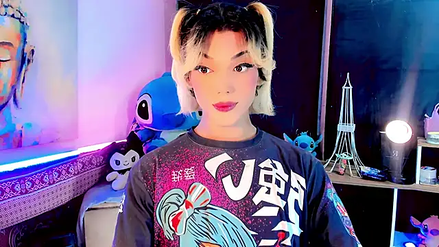 Snapshot of the-horus-girl chatting on March 8, 9:29 pm the-horus-girl online show from March 8, 9:29 pm