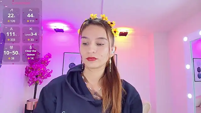 Snapshot of Tamara_slimx chatting on December 4, 4:22 am Tamara slimx online show from December 4, 4:22 am