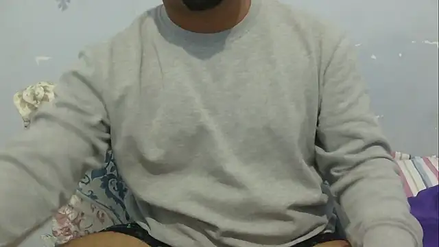 Mobtcreator23 online show from May 11, 12:27 am