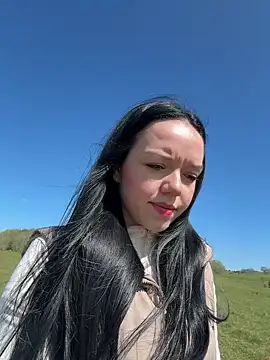 Vanesskaa online show from April 22, 10:50 am