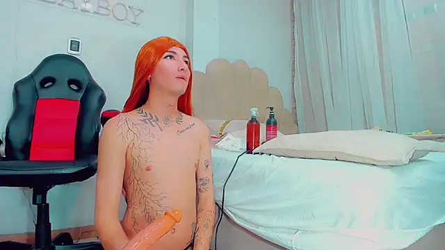 EmilyySaenz online show from March 5, 10:43 pm