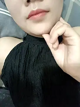  Attractivegirl33 online show from October 2, 4:47 pm