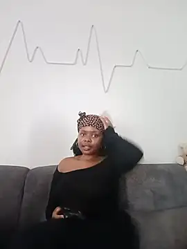 Snapshot of mariecruise chatting on June 24, 2:49 pm mariecruise online show from June 24, 2:49 pm