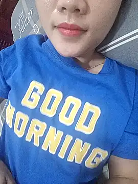 Snapshot of sexandmen66 chatting on November 1, 6:10 pm sexandmen66 online show from November 1, 6:10 pm