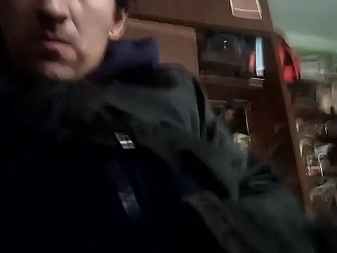 SilverMarquez1990 online show from March 23, 8:57 pm