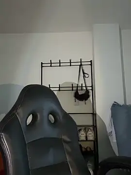 Liissa cute  online show from November 12, 9:25 pm