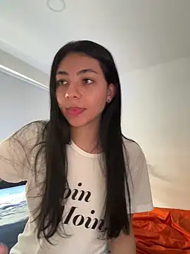 Liissa cute  online show from December 21, 9:11 pm