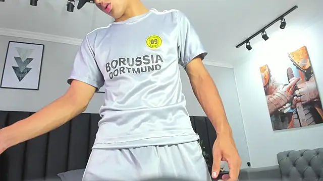 ANGEL NICOLAS online show from January 12, 12:39 am