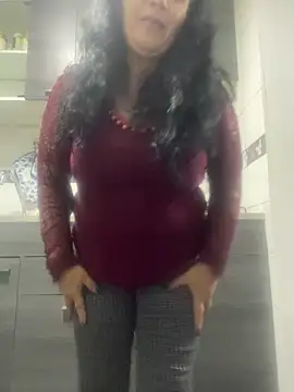 Sweeetness Milf online show from September 19, 12:02 am