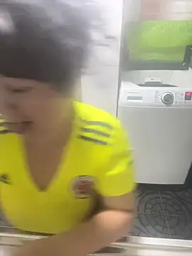 Sweeetness Milf online show from February 14, 9:22 pm