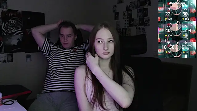 Snapshot of camcoupbang chatting on September 12, 12:22 am camcoupbang online show from September 12, 12:22 am