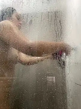 LauraCadwell online show from January 5, 7:49 pm