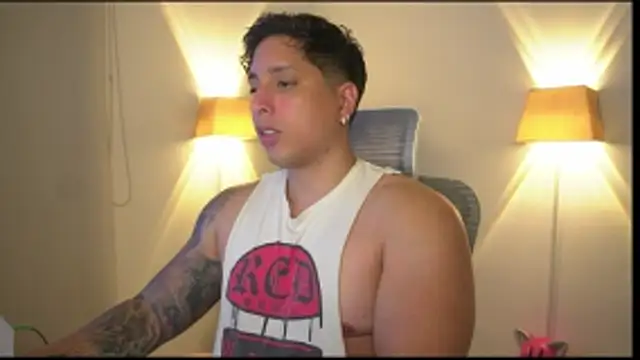 Snapshot of appolo_allen chatting on November 15, 11:43 pm appolo allen online show from November 15, 11:43 pm