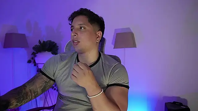 appolo allen online show from April 23, 2:02 am