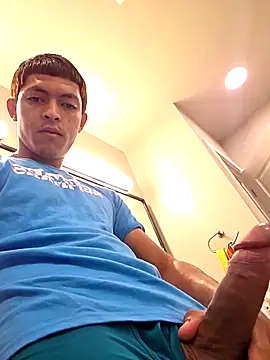 Snapshot of Yoko0381 chatting on November 4, 7:18 am Yoko0381 online show from November 4, 7:18 am