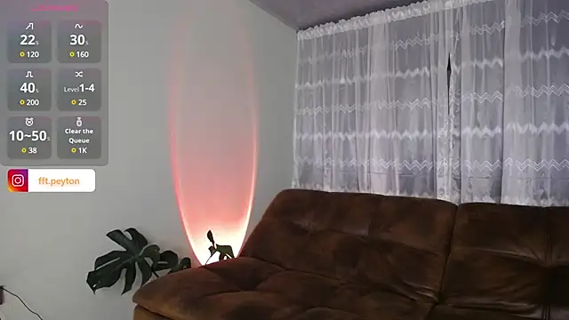 peyton golden1 online show from December 29, 1:13 am