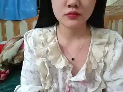 Snapshot of Yin-girl chatting on February 16, 11:16 am Yin-girl online show from February 16, 11:16 am