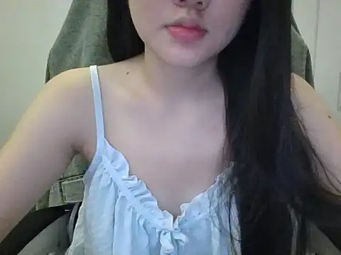 Snapshot of Yin-girl chatting on September 27, 11:37 am Yin-girl online show from September 27, 11:37 am