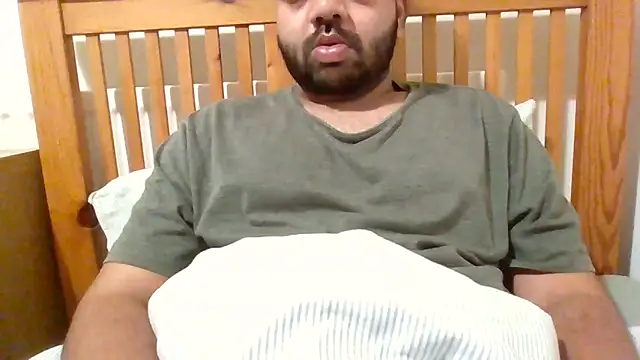 whoreboi98 online show from April 16, 8:42 pm