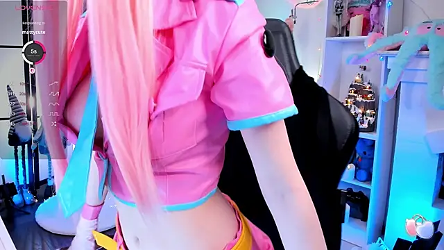 LilithLin online show from January 6, 11:07 pm