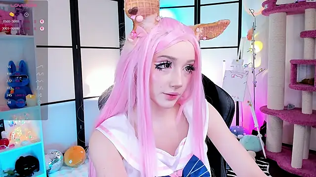 LilithLin online show from April 5, 7:22 pm