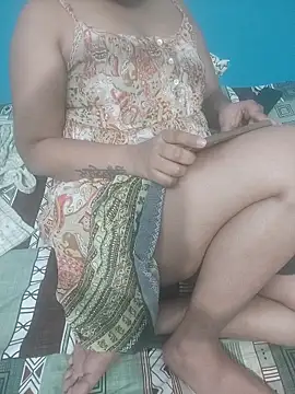 Snapshot of Dreamgirl1211 chatting on March 17, 6:32 pm Dreamgirl1211 online show from March 17, 6:32 pm