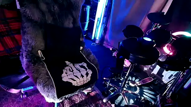 Snapshot of Barry_Indica chatting on December 5, 9:17 am Barry Indica online show from December 5, 9:17 am