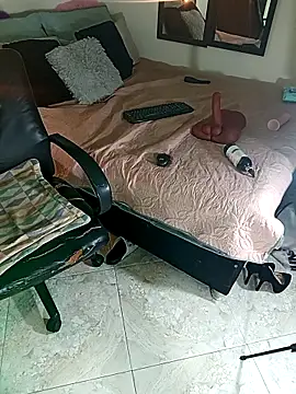 KimberlyBanks2 online show from April 17, 10:13 pm