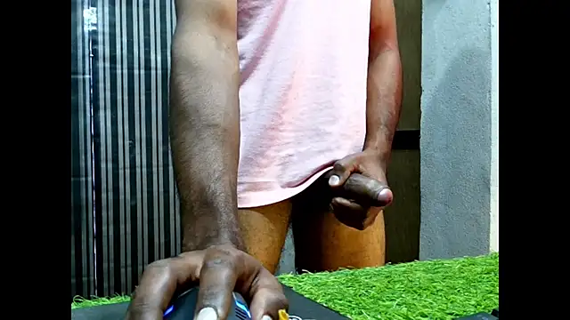 Snapshot of Its_sunny_24 chatting on January 10, 2:25 am Its sunny 24 online show from January 10, 2:25 am