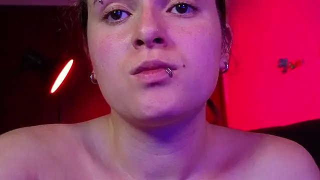 NEXT DOOR GIRL  online show from March 8, 2:04 am