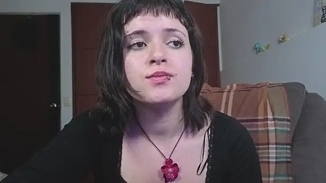 NEXT DOOR GIRL  online show from April 21, 10:34 pm