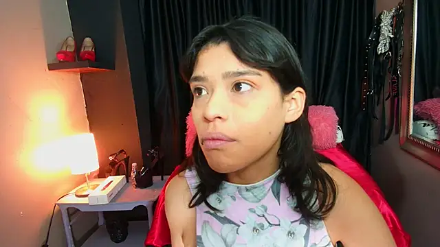 AvaLusty online show from February 4, 12:22 pm