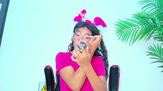 Briyit Doll online show from January 30, 3:44 am