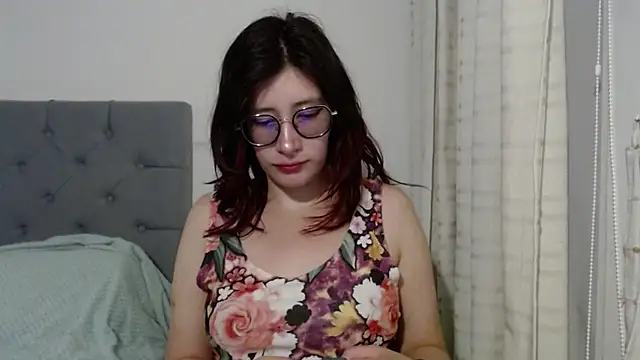 mariana124- online show from January 22, 8:28 pm