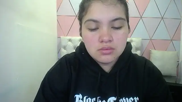 Snapshot of Marinasexxx chatting on July 26, 6:37 pm Marinasexxx online show from July 26, 6:37 pm