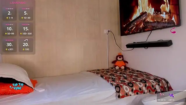 meganrossee69 online show from January 12, 8:47 pm