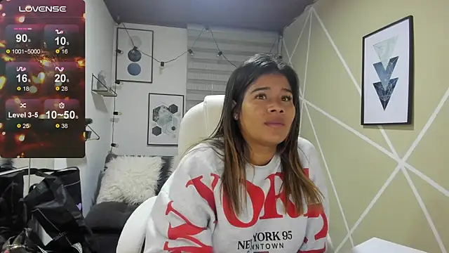 Enma  clark online show from December 5, 4:10 am