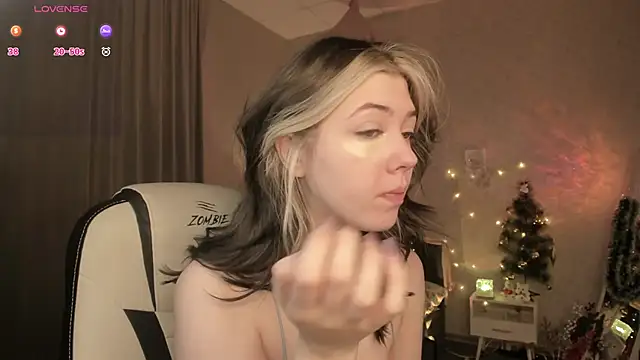 Vanessa Walters online show from December 15, 3:11 am